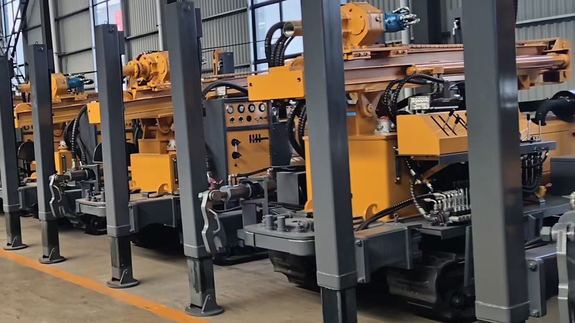 宏工机械钻机展示