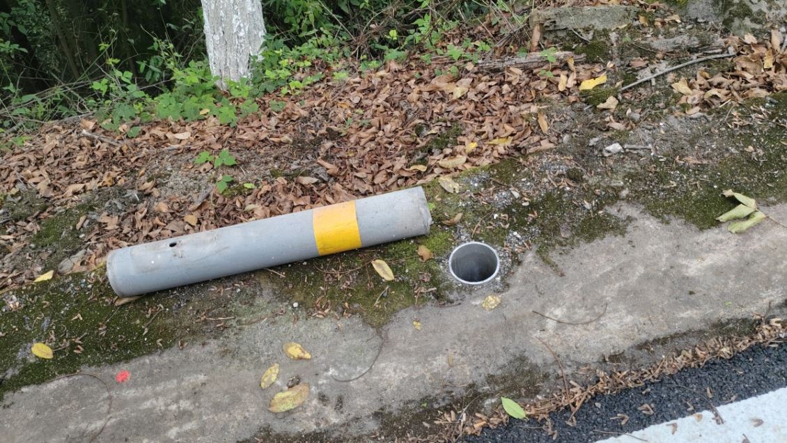 公路护栏钻孔机钻柱